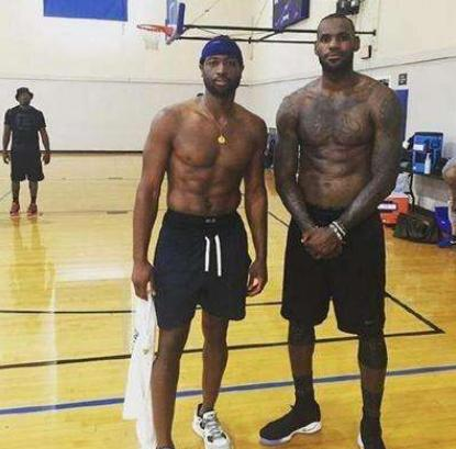 中場正逐步 中場正逐步