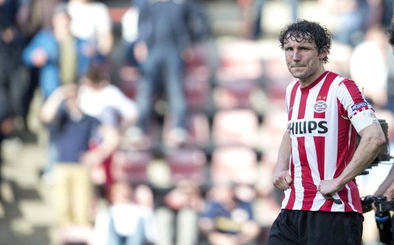 但替补席上 但替补席上