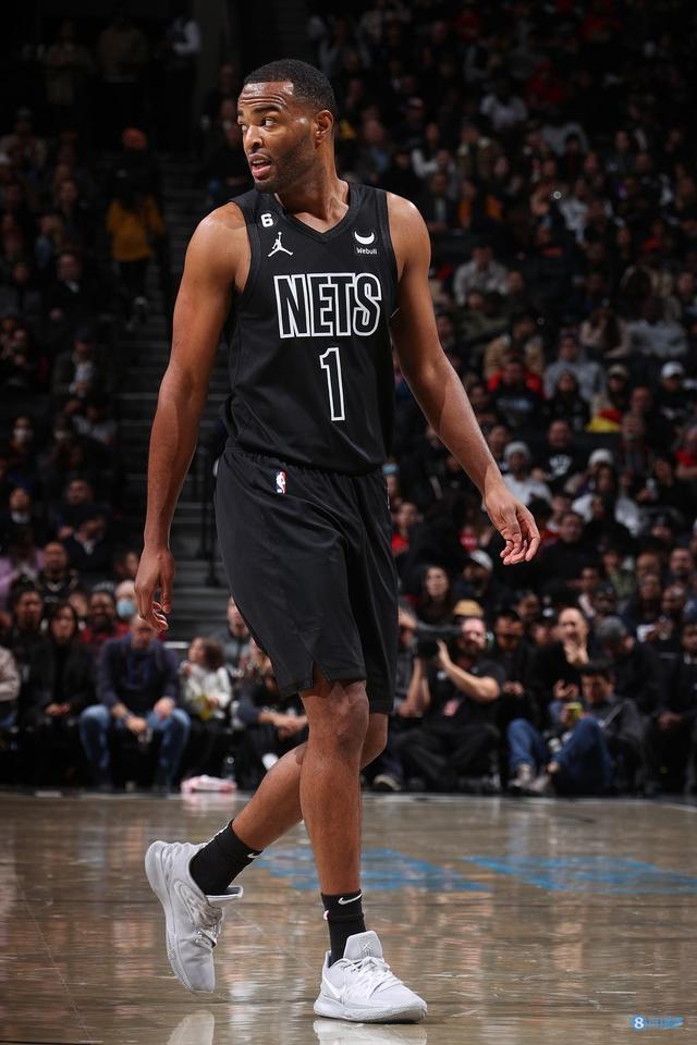 梅里诺本人 梅里诺本人