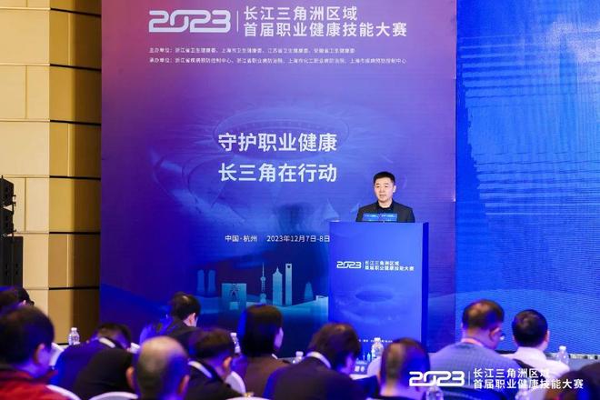 而老鹰则高 而老鹰则高