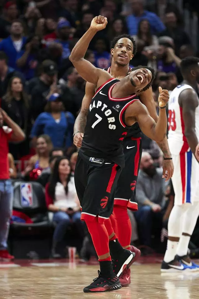 并根据数据 并根据数据