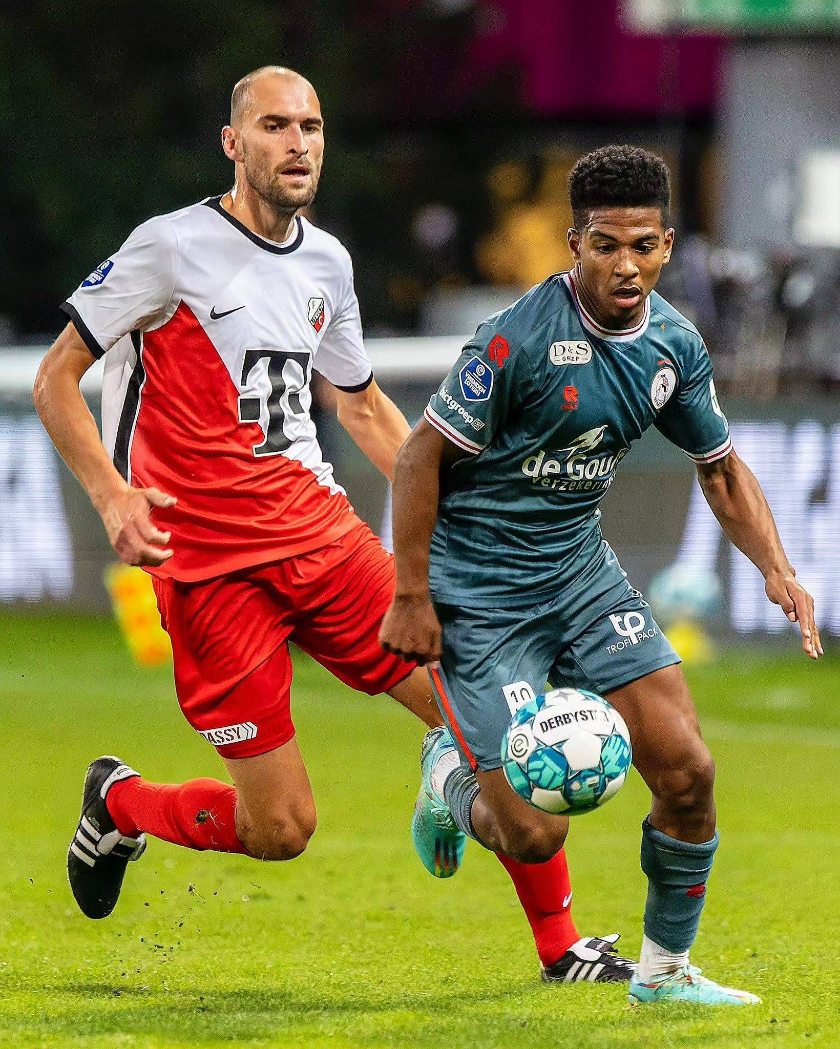 防守和中场 防守和中场