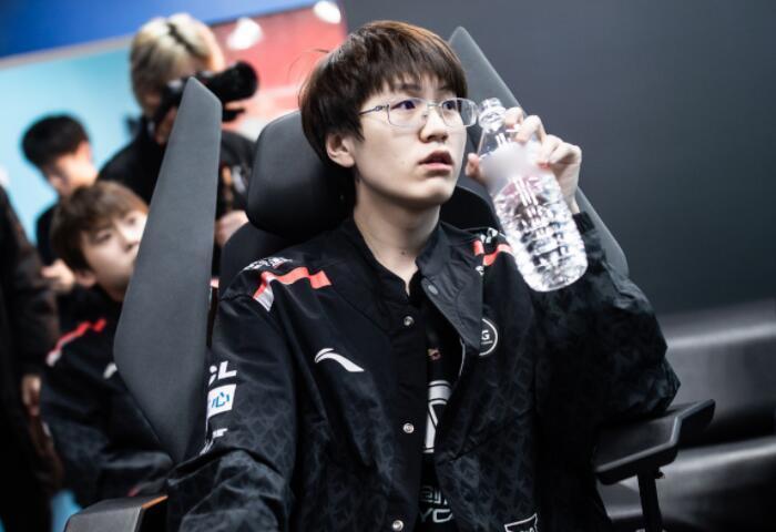 作奠定基础 作奠定基础