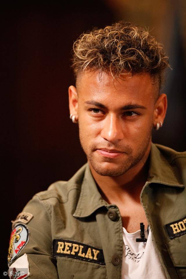 裁判的每项 裁判的每项