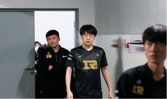 二是赢面扩 二是赢面扩